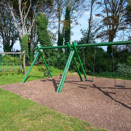 Escape To A Clifftop Chalet With Pool And Tennis Onsite - 1A Kingsdown Holiday Park Экстерьер фото