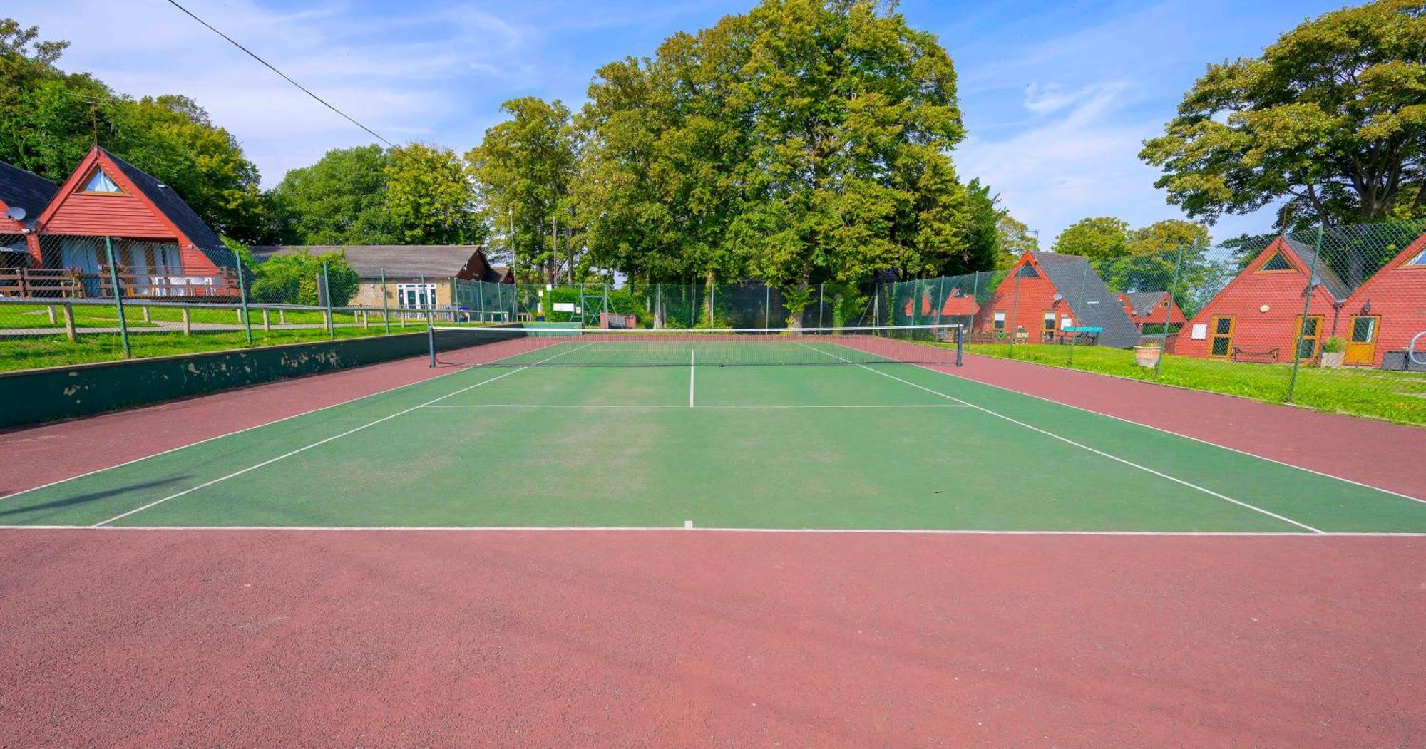 Escape To A Clifftop Chalet With Pool And Tennis Onsite - 1A Kingsdown Holiday Park Экстерьер фото