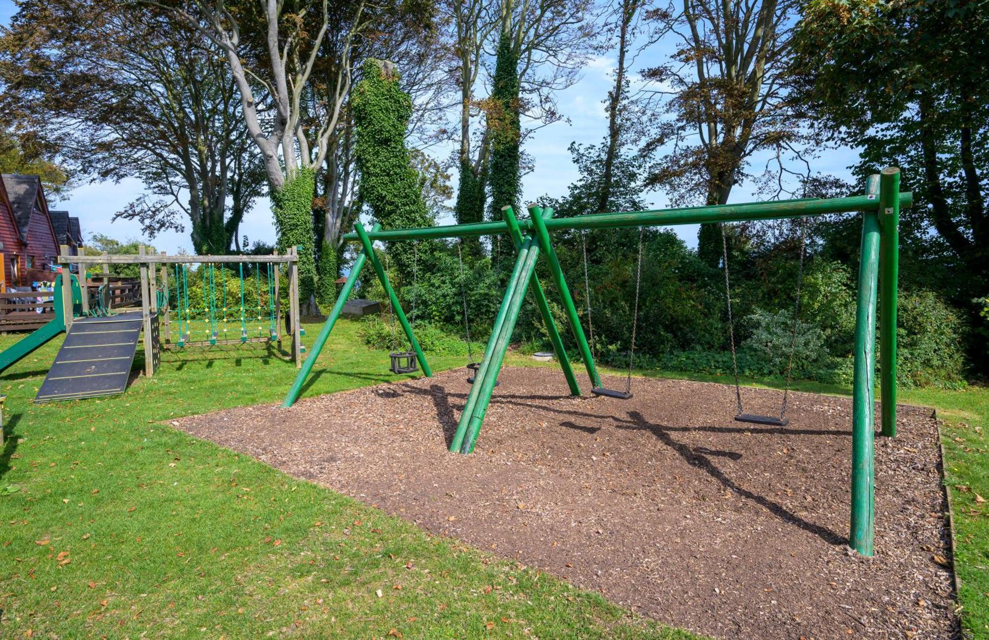 Escape To A Clifftop Chalet With Pool And Tennis Onsite - 1A Kingsdown Holiday Park Экстерьер фото
